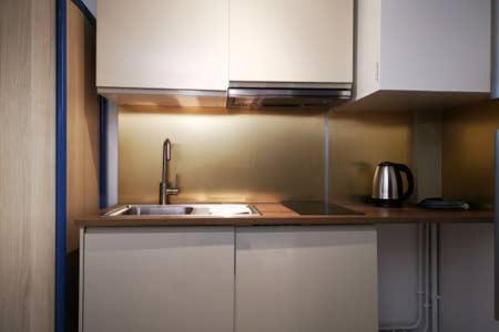 Charmant Studio Meuble 30 Min Paris, 5 Min Evry, Proche Aeroport Orly Ris-Orangis Exterior photo